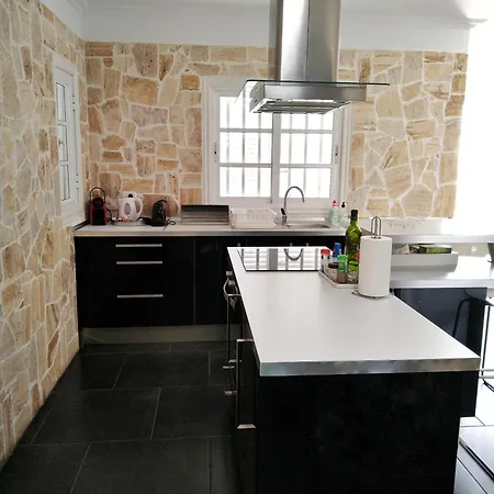 Villa Beautiful - 4 Bedrooms, Heated Pool, 2 Priv Car Park Places, Fibre Net, Tv Channels Costa Adeje (Tenerife)
