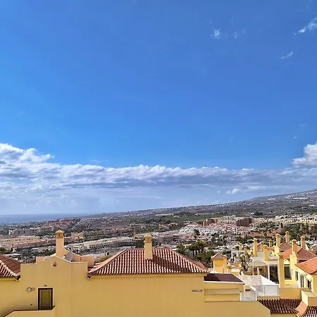 Beautiful - 4 Bedrooms, Heated Pool, 2 Priv Car Park Places, Fibre Net, Ps5, Tv Channels Willa Costa Adeje (Tenerife)