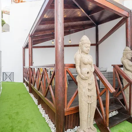 Beautiful - 4 Bedrooms, Heated Pool, 2 Priv Car Park Places, Fibre Net, Ps5, Tv Channels Costa Adeje (Tenerife)